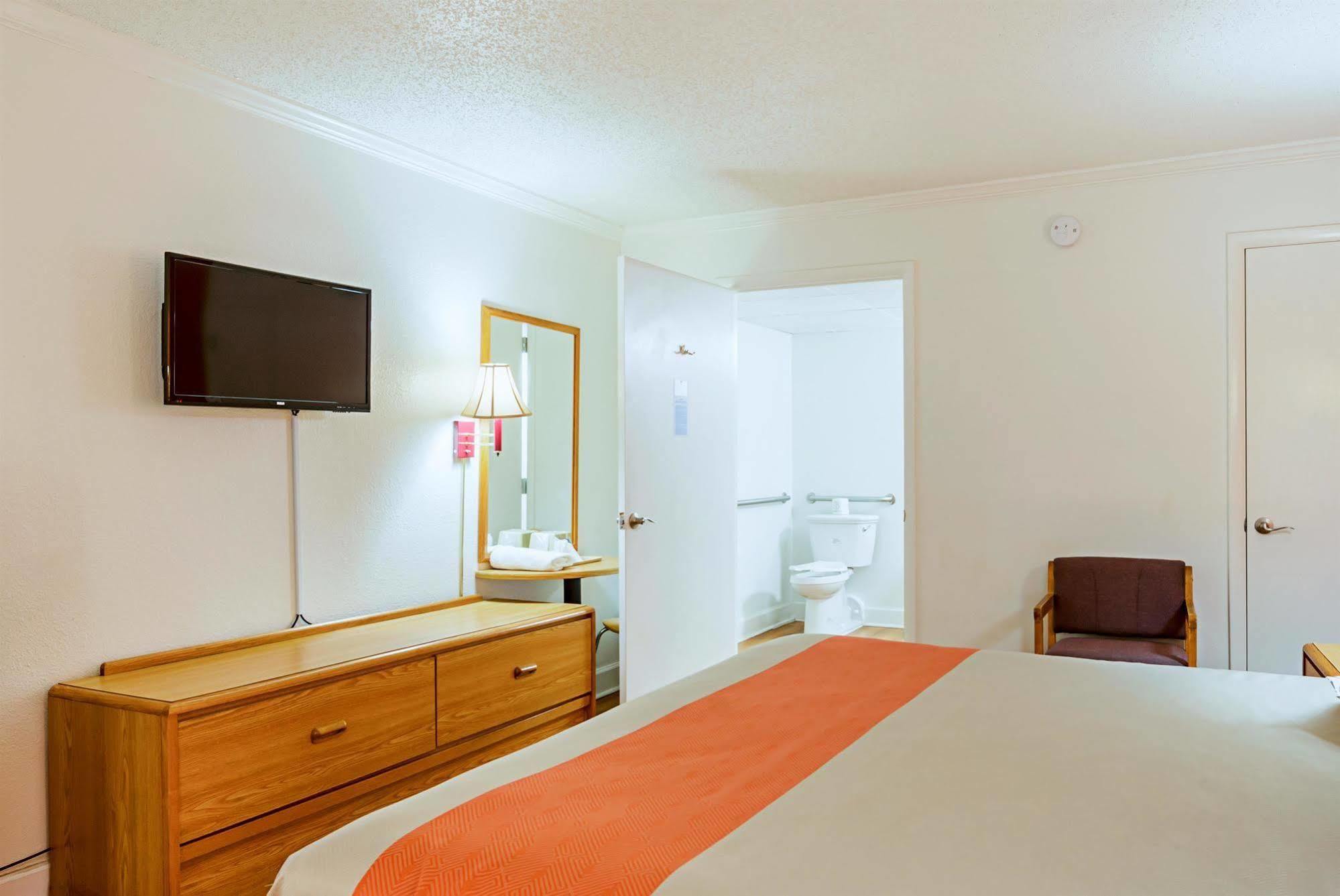Motel 6-Perry, Ga Екстер'єр фото